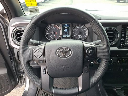 Used 2023 Toyota Tacoma TRD Sport image 19