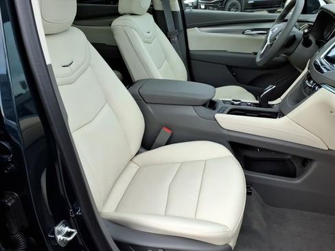 New 2026 Cadillac XT5 Premium Luxury image 23