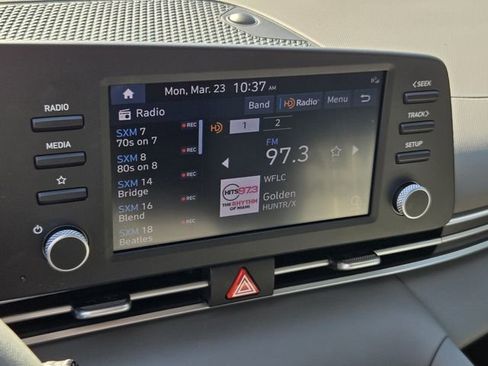 Certified 2023 Hyundai Elantra Blue image 19