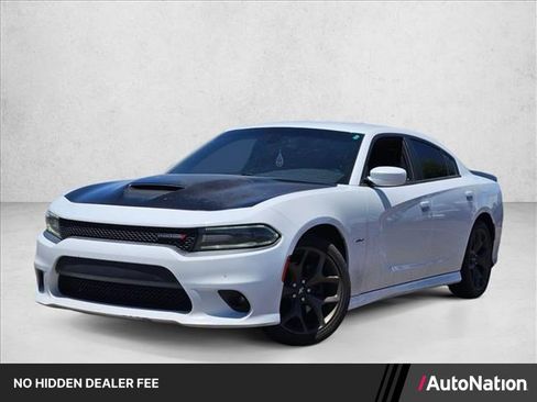 Used 2019 Dodge Charger R/T RWD image 1