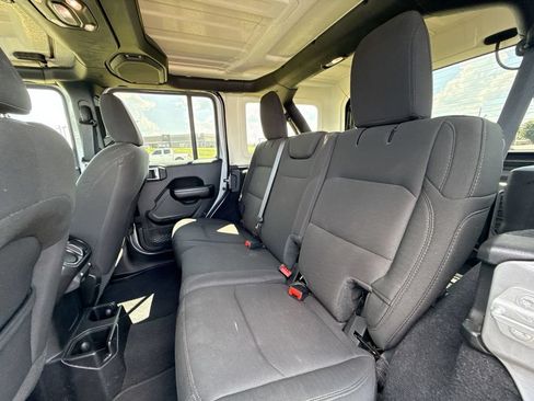 Used 2020 Jeep Wrangler Unlimited Sport S AWD/4WD image 11
