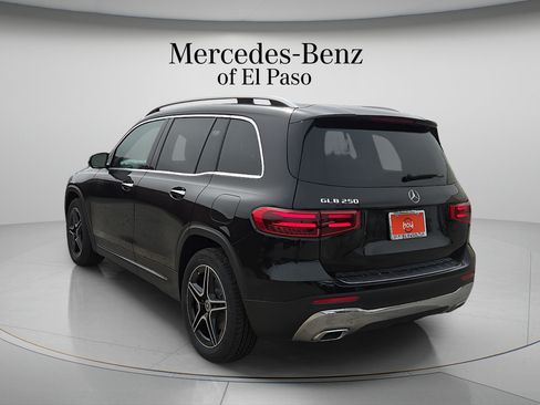 New 2026 Mercedes-Benz GLB 250 image 4