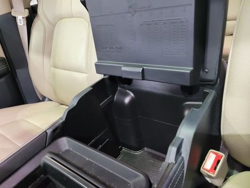 Used 2019 RAM 1500 Limited image 46