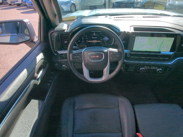 Used 2026 GMC Sierra 1500 SLT AWD/4WD image 7