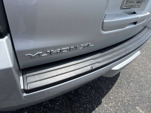 Certified 2019 GMC Yukon XL SLT w/ Open Road Package RWD image 39