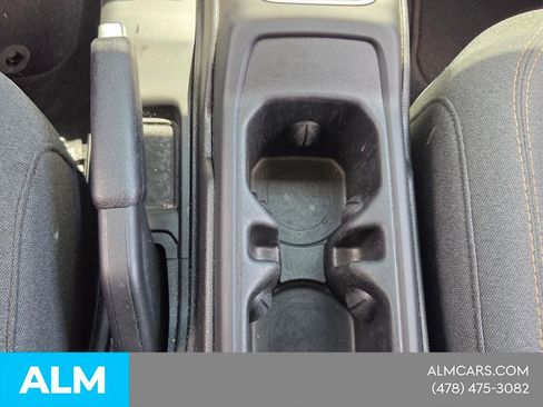 Used 2025 Jeep Wrangler Unlimited Sahara AWD/4WD image 19