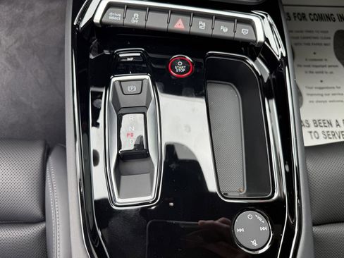 New 2025 Audi S e-tron GT Prestige image 17