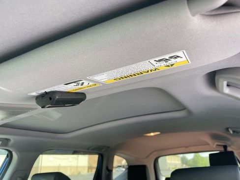 Used 2021 Honda CR-V EX-L image 7