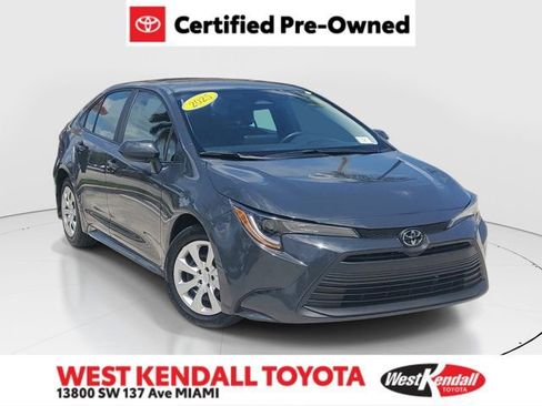 Certified 2025 Toyota Corolla LE FWD image 1