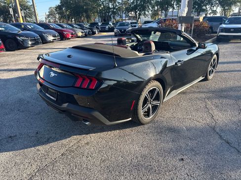 Used 2024 Ford Mustang Premium RWD image 7