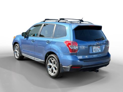 Used 2015 Subaru Forester 2.5i Touring w/ Eyesight & Navigation System AWD/4WD image 3