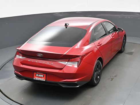Used 2023 Hyundai Elantra SEL FWD image 39