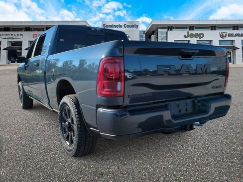 New 2026 RAM 2500 Laramie AWD/4WD image 6