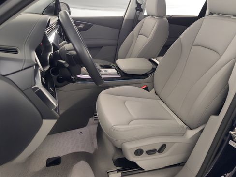 Used 2023 Audi Q7 3.0T Prestige w/ Prestige Package image 5