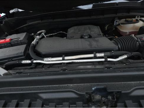 Used 2020 GMC Sierra 1500 SLE w/ SLE Value Package image 7