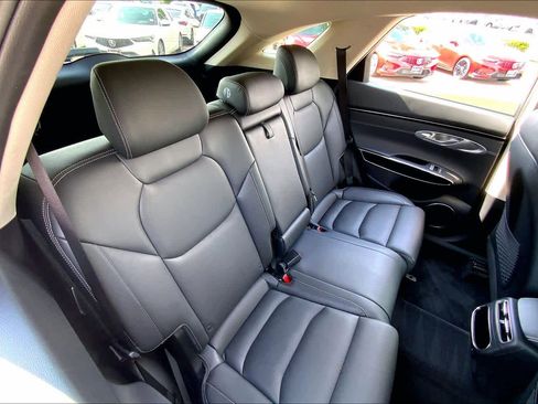 Used 2025 Genesis GV70 2.5T AWD/4WD image 19