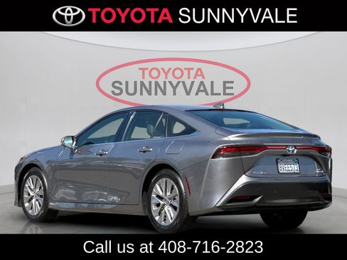 Used 2021 Toyota Mirai w/ Advanced Technology Package RWD image 7