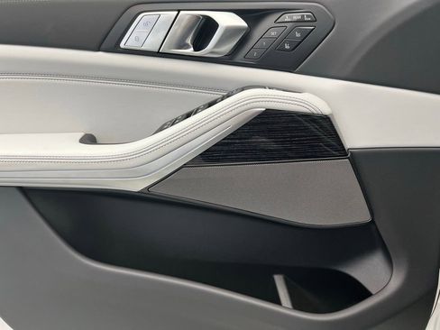 New 2026 BMW X7 xDrive40i AWD/4WD image 22