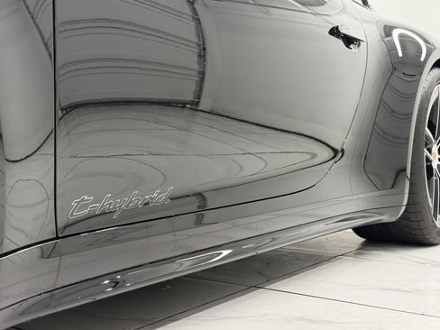 Certified 2026 Porsche 911 Carrera GTS RWD image 22