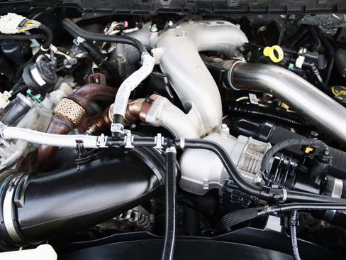 Used 2023 Ford F450 Lariat w/ Lariat Ultimate Package AWD/4WD image 4