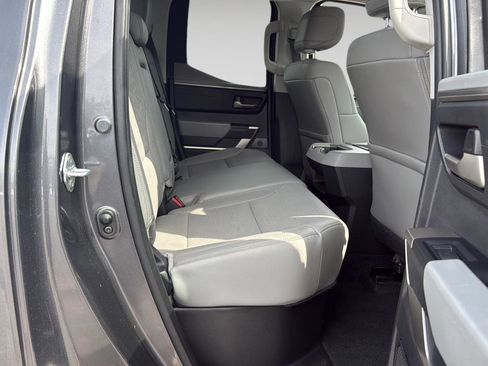 Used 2022 Toyota Tundra Limited image 11
