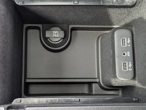 Used 2023 Dodge Charger SXT AWD/4WD image 22