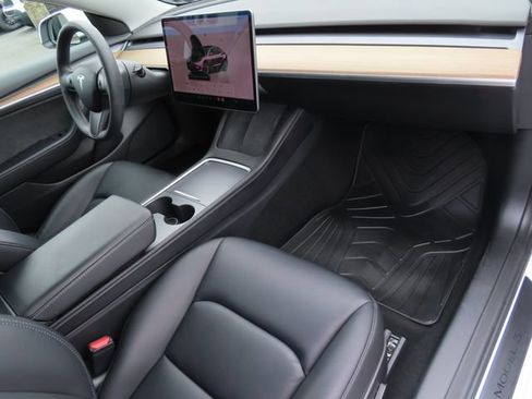 Used 2022 Tesla Model 3 RWD image 29