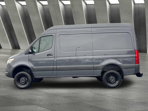 Used 2026 Mercedes-Benz Sprinter 2500 image 7