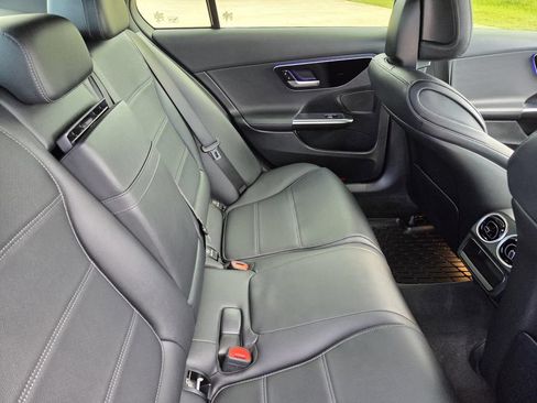 Used 2023 Mercedes-Benz C 300 Sedan image 31