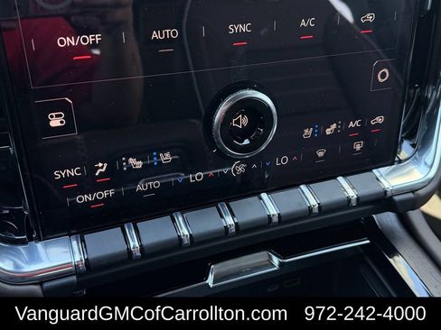 New 2026 GMC Yukon Denali Ultimate AWD/4WD image 17