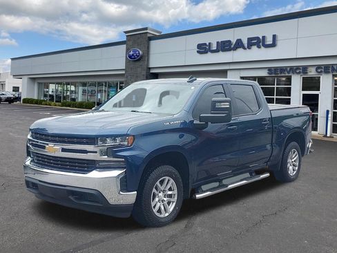 Used 2019 Chevrolet Silverado 1500 LT w/ All-Star Edition AWD/4WD image 3