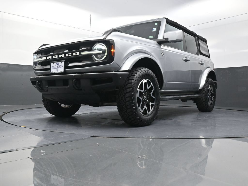 Used 2021 Ford Bronco Outer Banks AWD/4WD image 23