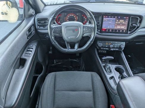 Used 2025 Dodge Durango GT RWD image 17