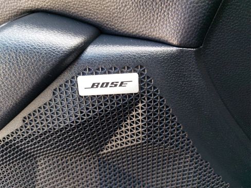 Certified 2025 Kia Seltos SX w/ SX Sunroof Package image 32