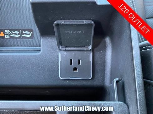 Used 2025 GMC Sierra 2500 AT4X AWD/4WD image 63