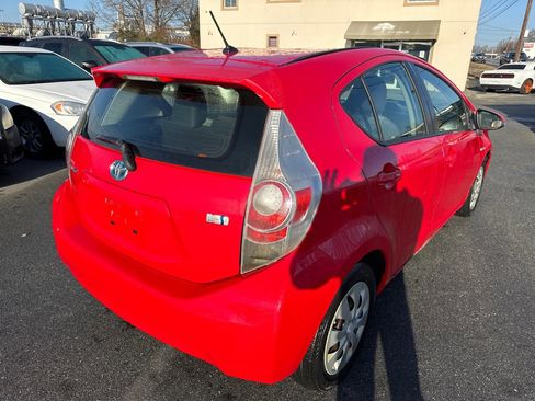 Used 2013 Toyota Prius C image 5
