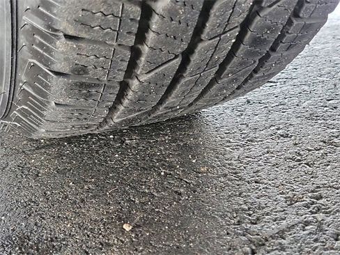 Certified 2020 Chevrolet Silverado 1500 LT w/ All-Star Edition image 31