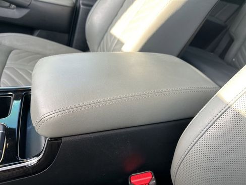Used 2024 Kia Sorento SX Prestige w/ Sage Leather Package AWD/4WD image 40