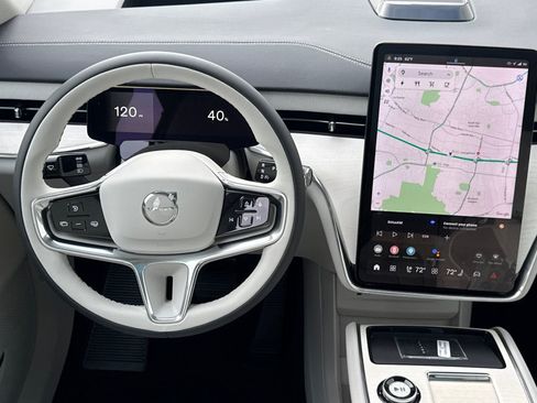 New 2025 Volvo EX90 Ultra image 15