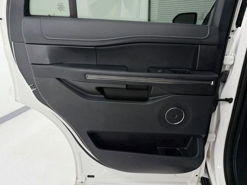 Used 2023 Ford Expedition XLT RWD image 36
