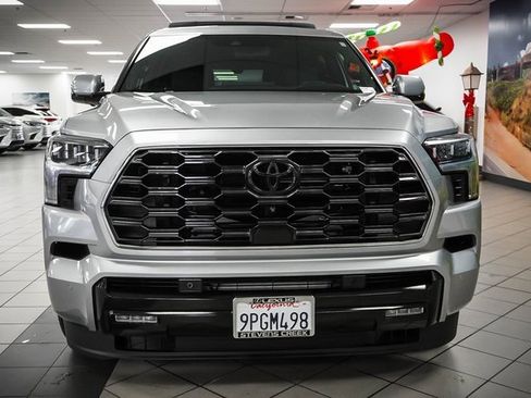 Used 2025 Toyota Sequoia Platinum image 4