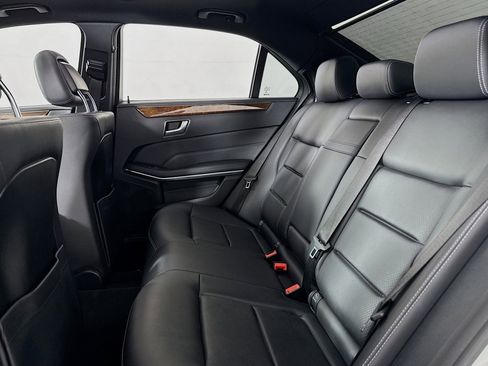 Used 2016 Mercedes-Benz E 350 Sedan image 7