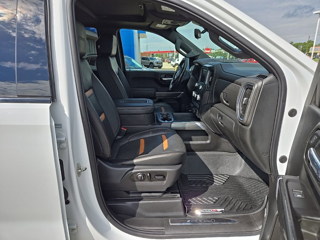 Used 2021 GMC Sierra 1500 AT4 w/ AT4 Premium Package AWD/4WD image 11