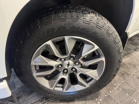 Used 2019 Chevrolet Silverado 1500 RST image 51