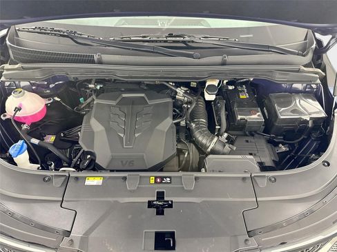 Certified 2025 Kia Carnival FWD image 30