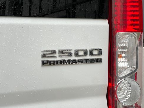 Used 2023 RAM ProMaster 2500 FWD image 35
