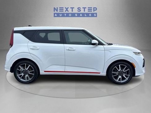 Used 2020 Kia Soul GT-Line Turbo FWD image 9