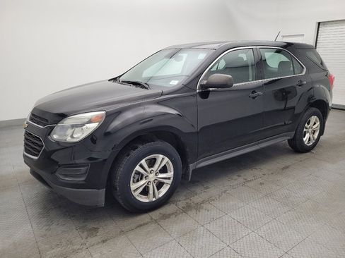 Used 2017 Chevrolet Equinox LS image 2