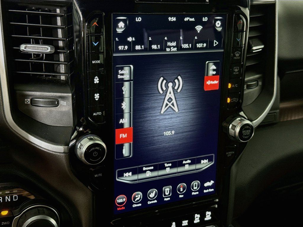 Used 2021 RAM 1500 Big Horn AWD/4WD image 7