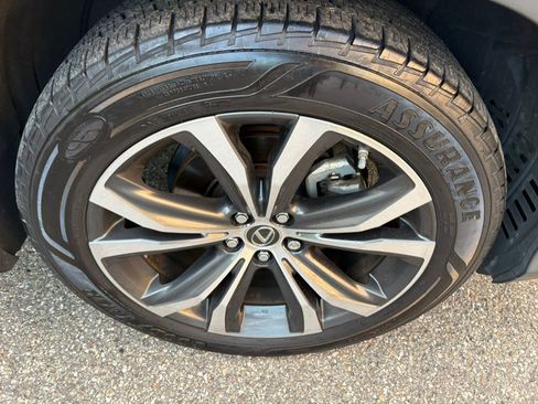 Used 2020 Lexus RX 350L Premium w/ Premium Package AWD/4WD image 35